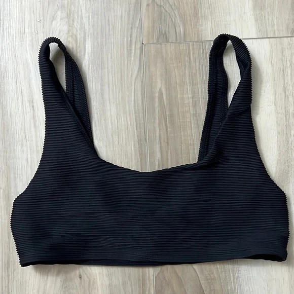 Lepel London Swim Black Ribbed Cropped Bikini Top - Picture 2 of 5